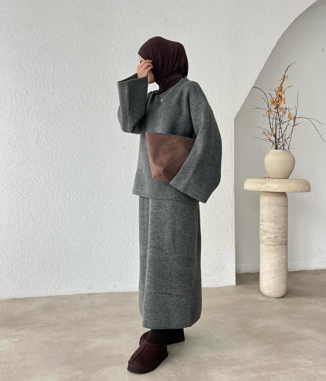 طقم تنورة صوف عملي