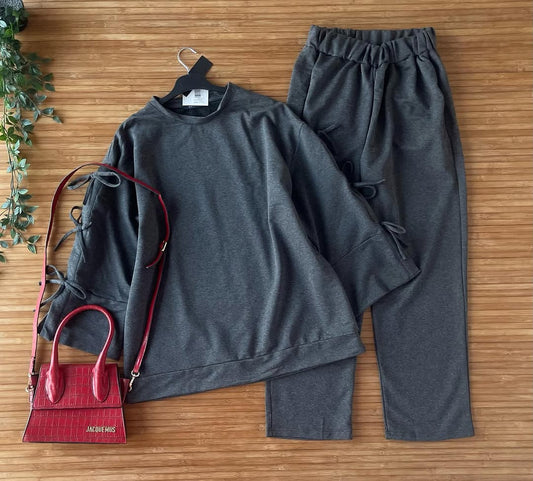 طقم عملي مع بيبونات