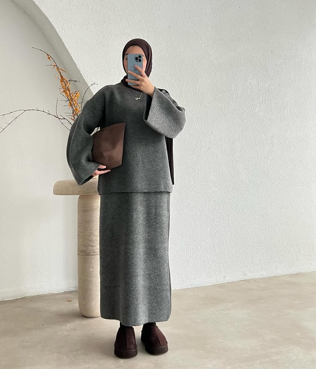 طقم تنورة صوف عملي